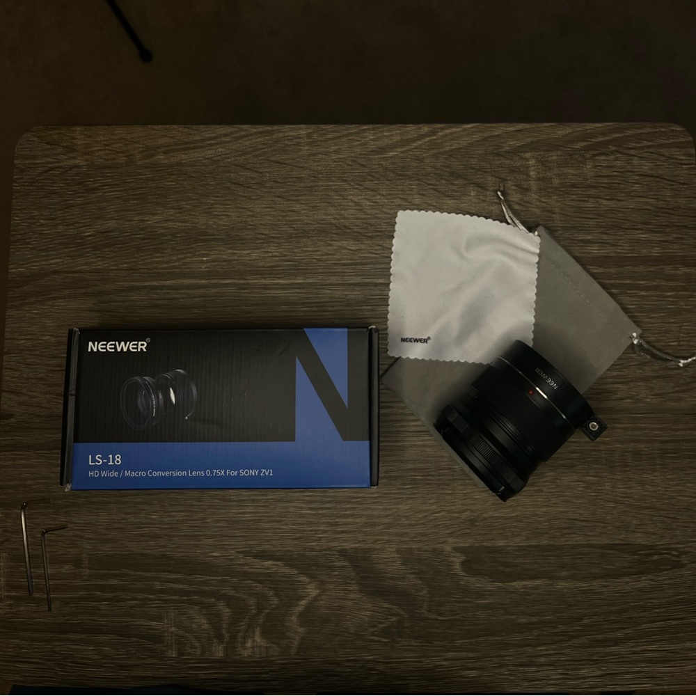 Neewer Wide Angle Lens for Sony ZV-1